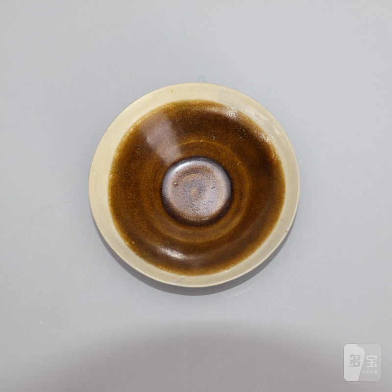 明代 白覆轮酱釉茶盏